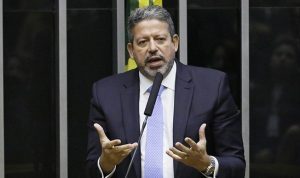 Lira defende fundão eleitoral e diz que, sem verba pública, campanhas podem ser bancadas por milícia e tráfico