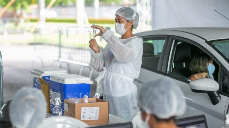 Maceió retoma vacinação contra a Covid-19 em gestantes e puérperas nesta terça