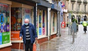 Inglaterra deixa de exigir máscaras, libera aglomerações e retira restrições contra Covid