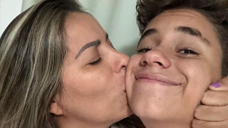 Walkyria Santos não consegue comparecer ao sepultamento do filho de 16 anos