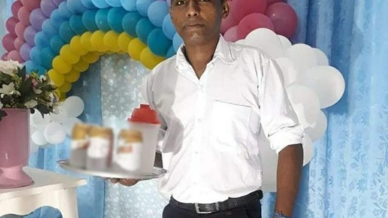 Garçom encontra mochila com R$ 240 mil em churrascaria e devolve ao dono