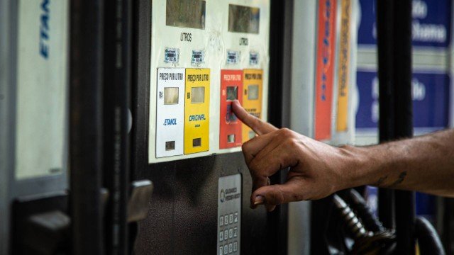 Abastecer com etanol deixa de ser vantajoso em todos os estados do Brasil; veja simulações