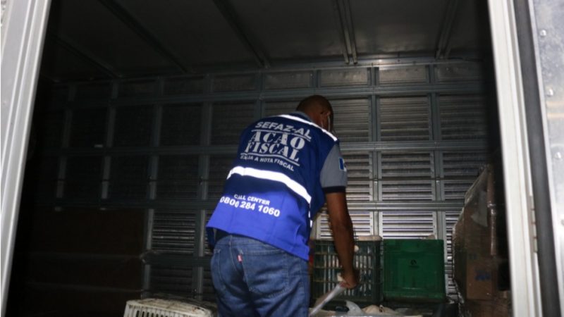 3 toneladas de fumo sem nota fiscal são apreendidas durante operação em Palmeira dos Índios, AL