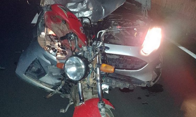 Cantor e esposa morrem em grave acidente entre carro e moto na AL-220, em Campo Alegre
