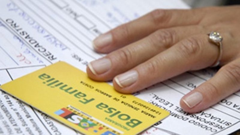 Após 18 anos, Bolsa Família faz seu último pagamento nesta sexta-feira