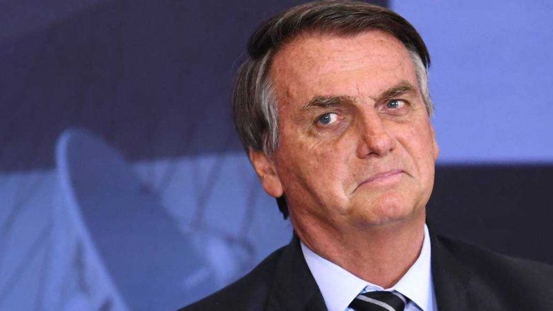 Bolsonaro: Petrobras anunciará novo reajuste no combustível em 20 dias