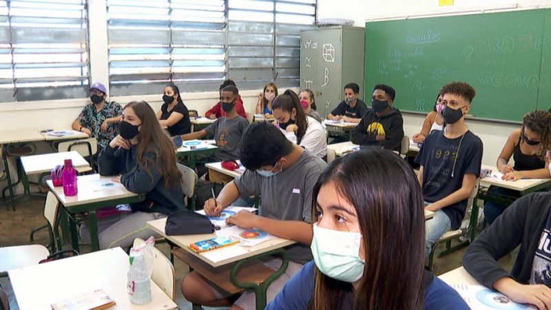 Novo ensino médio começa em 2022 de forma desigual pelo país