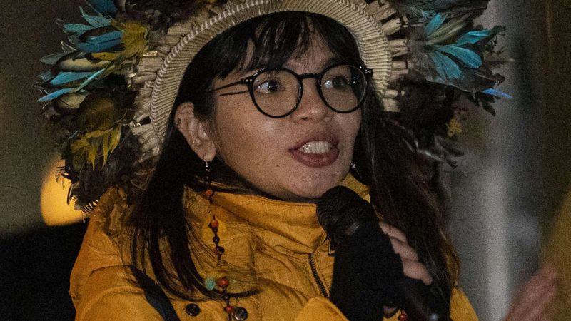 Levaram uma índia para atacar o Brasil, diz Bolsonaro sobre COP-26