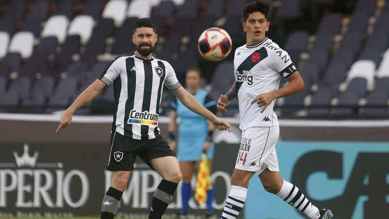 Botafogo massacra o Vasco, afunda rival e assume liderança da Série B