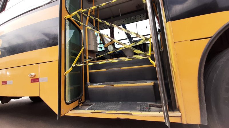 Adolescente de 15 anos morre após cair de ônibus escolar em Joaquim Gomes e ser atropelado pelo veículo