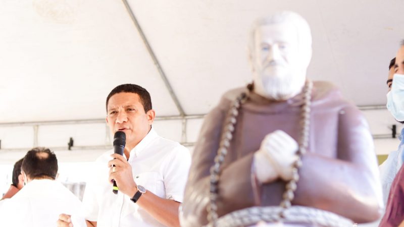 Júlio Cezar anuncia implantação do Santuário Frei Damião em Canafistula