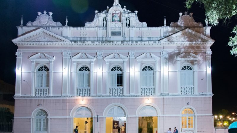 Teatro Deodoro celebra 111 anos com programação especial em Maceió