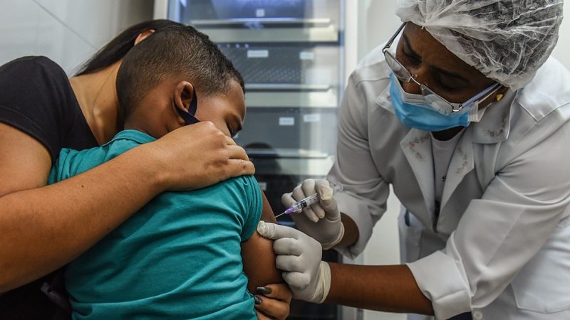 Campanha de multivacinação é retomada em Maceió a partir de quarta-feira