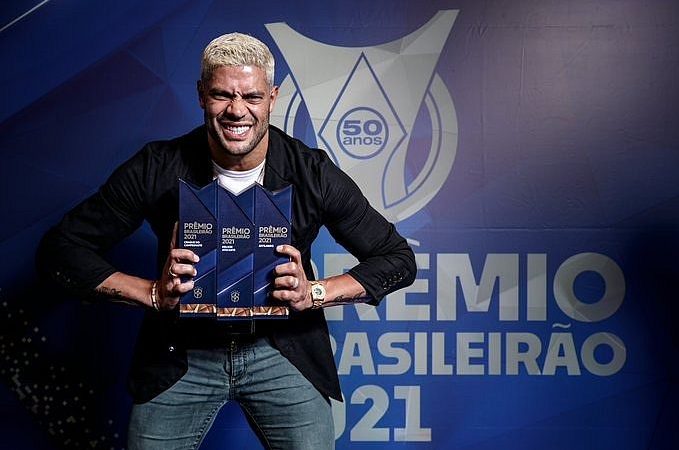 Hulk é eleito o craque do Brasileirão 2021; Atlético-MG domina seleção