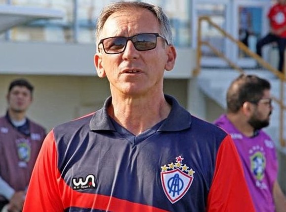 Marcelo Buarque deve ser substituído por Luis Carlos Cruz no CSE