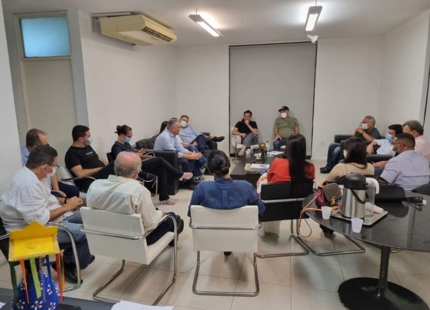 Chapa do MDB para federal tem secretários, vereadores e deputados