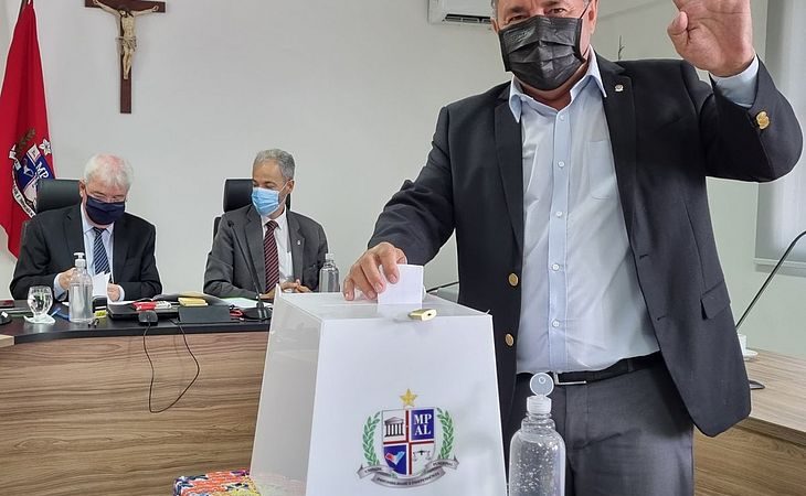 Márcio Roberto é reeleito procurador-geral de Justiça e conduzirá o MPE no biênio 2022-2024