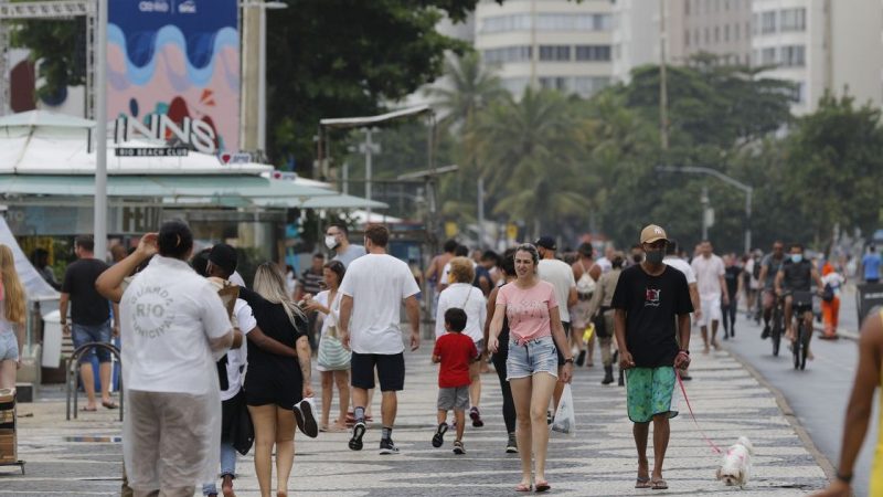 Taxa de óbitos é 27 vezes maior entre idosos sem imunização