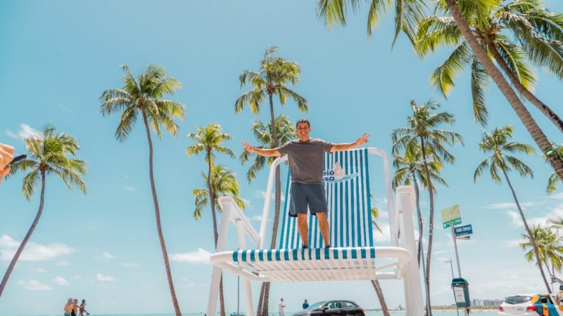 São Paulo vai receber réplicas da cadeira gigante de Maceió para promover o turismo na capital alagoana