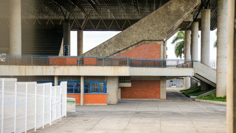 Deputados criticam falta de atendimento nos Centros de Síndromes Gripais