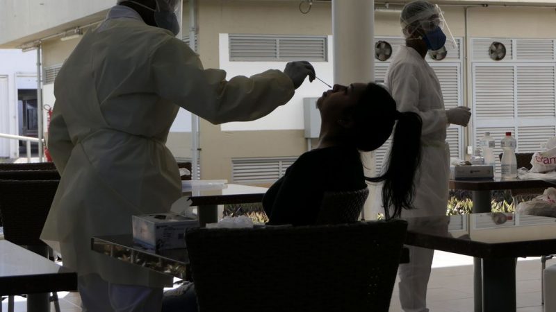 Falta de testes deixa Brasil no escuro para conter avanço da Ômicron