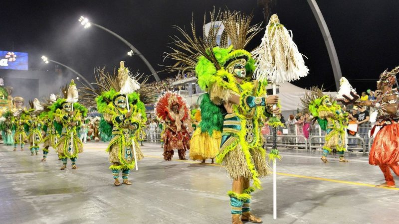 São Paulo: escolas de samba exigirão passaporte da vacina em ensaios