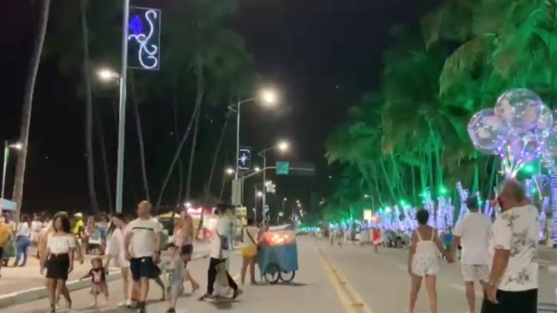 Mesmo sem festa, maceioenses e turistas aproveitam réveillon na orla da capital alagoana