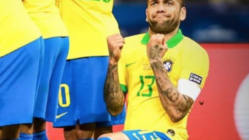 Para a Fifa, Daniel e Marcelo são os melhores brasileiros da década