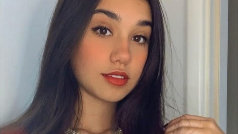 Influencer viraliza ao dançar ao lado do leito da mãe em hospital e rebate ataques
