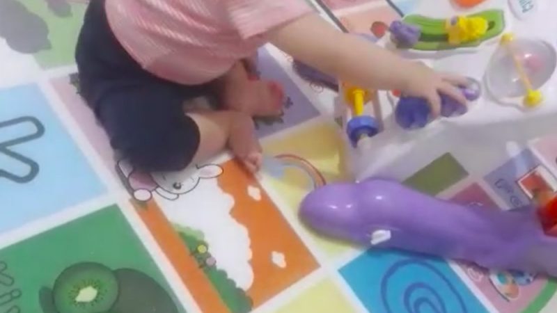 Bebê de seis meses é vacinado com frasco inteiro da Pfizer contra Covid em Altinópolis, SP