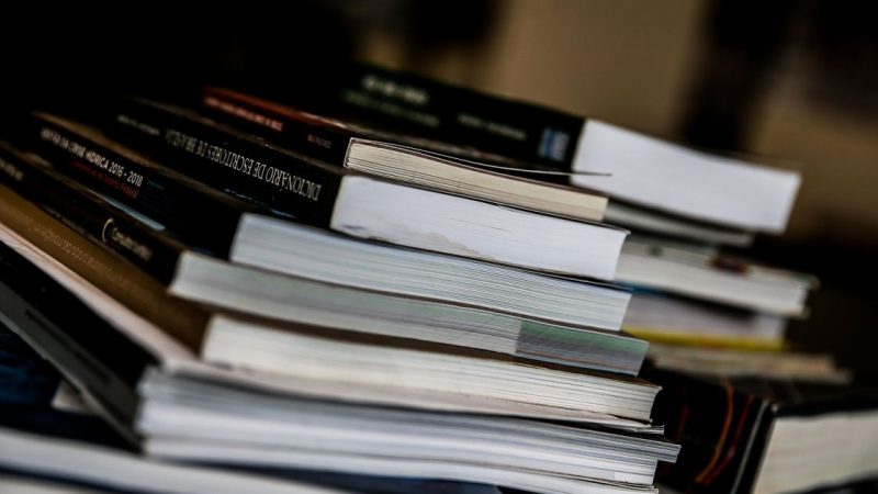 Vendas de livros crescem 29% em 2021 e consolidam bonança do setor editorial