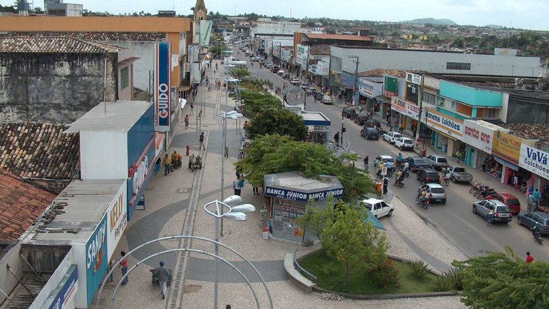 Comércio pode funcionar normalmente no carnaval em Arapiraca, anuncia Sindilojas