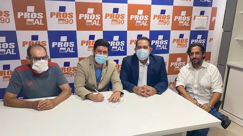 Adeilson Bezerra entra em cena; agora no PROS visando êxito obtido no PRTB que elegeu na eleição passada cinco deputados
