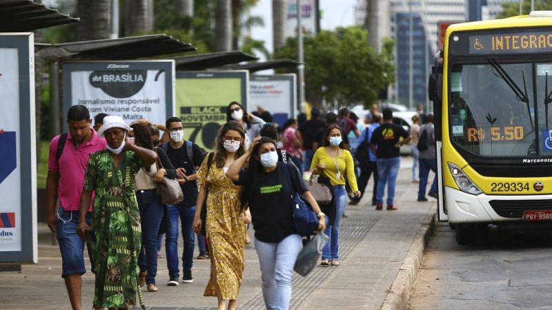 Brasil registra 406 novos óbitos por covid-19 em 24 horas