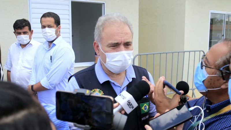 Ministro da Saúde alerta que país não atingiu pico da variante Ômicron