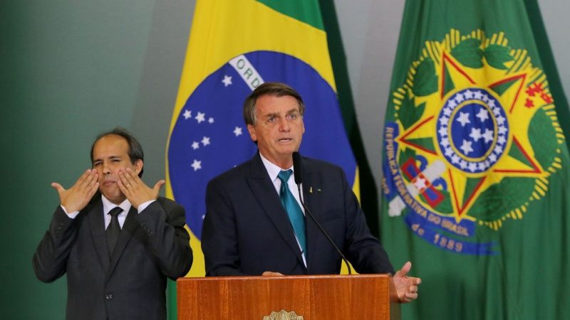 Presidente cita PRF e pede “compreensão” de servidores sobre reajuste