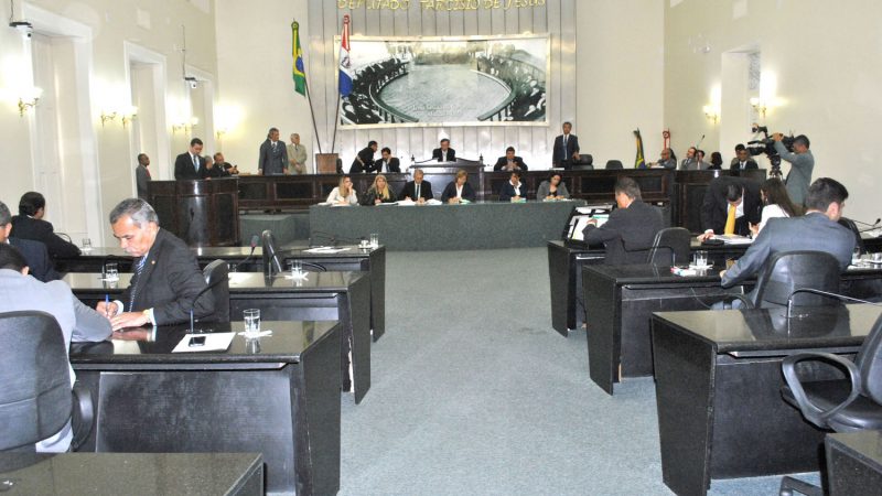 MDB deve filiar mais 11 deputados estaduais; bancada pode chegar a 16 na ALE
