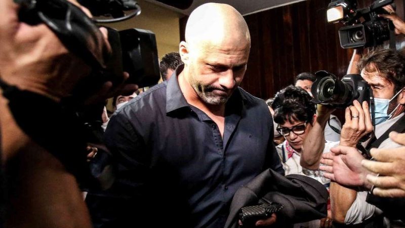 Daniel Silveira desiste de ficar na Câmara e diz que irá colocar tornozeleira