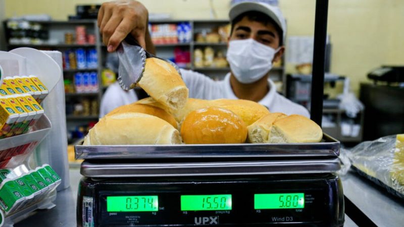 Pão sofre reajuste e já está 5% mais caro em Alagoas