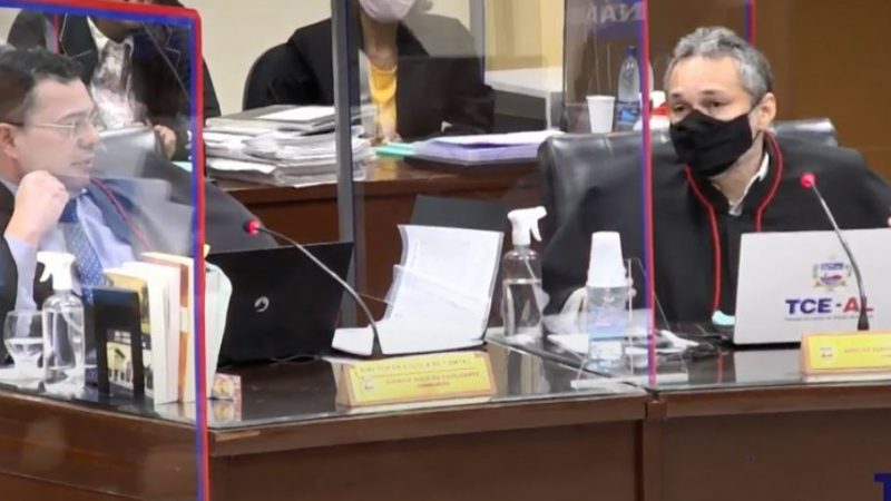 Conselheiros do TCE/AL batem boca durante sessão nesta terça-feira