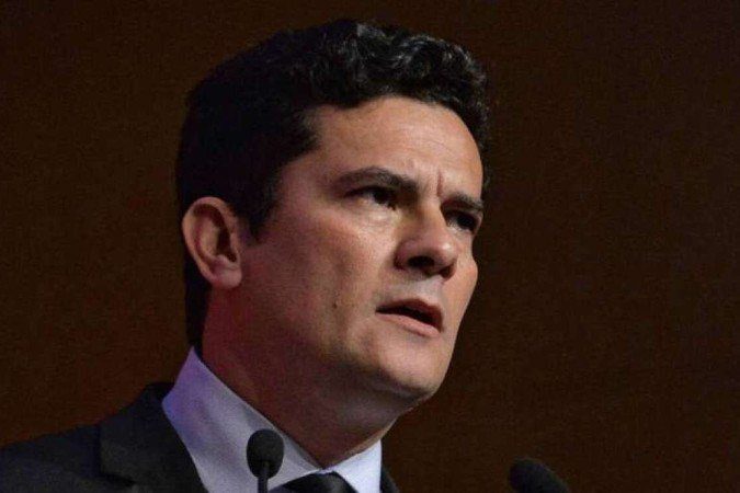 Explosão mata dois trabalhadores em fábrica de Maringá durante visita de Moro