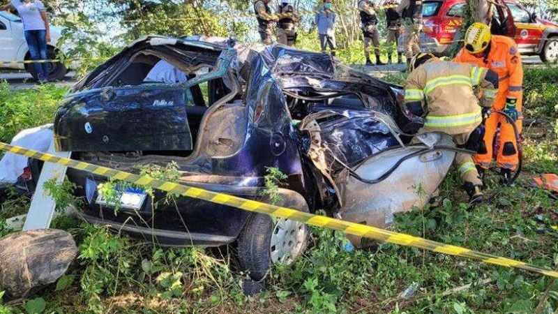 Mãe e filhos morrem em acidente a caminho de velório, no Norte de Minas