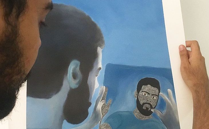 Artista alagoano de 23 anos vai expor no Louvre, em Paris