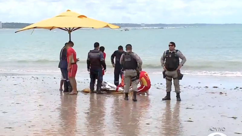 Mulher morre afogada na praia de Ponta Verde, em Maceió