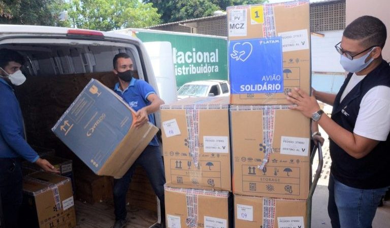 Governo Federal envia mais 130 mil doses de vacinas contra a Covid-19 para Alagoas