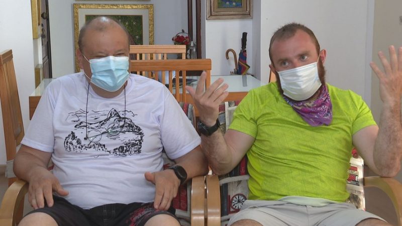 Ucranianos de férias no Rio buscam voltar para ajudar na guerra contra Rússia