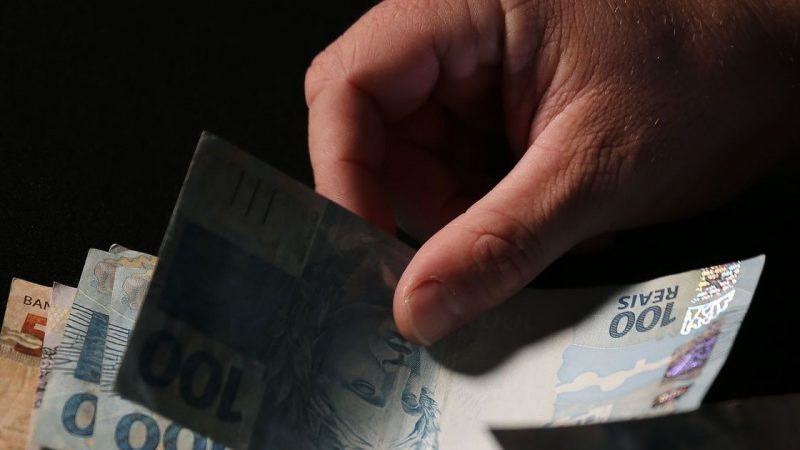 Pedido de resgate de dinheiro ‘esquecido’ em bancos começa na segunda-feira; veja como fazer