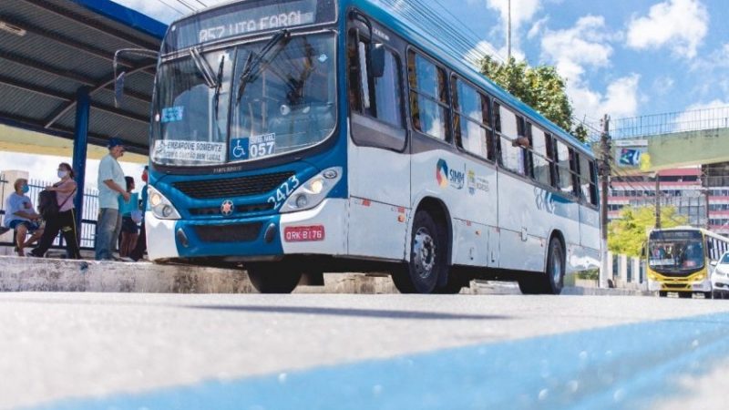 Agência Internacional de Energia sugere medidas para reduzir consumo de petróleo