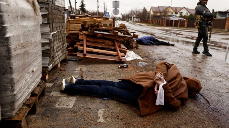 “Todas as pessoas que estavam nas ruas foram mortas”: imagens do massacre de Bucha chocam o mundo