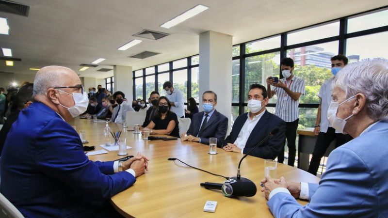 Governador Klever Loureiro empossa novos titulares da PGE, Secom e Seades